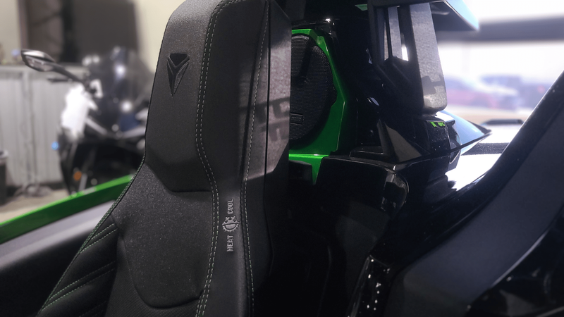 NEW 2026 POLARIS SLINGSHOT GRAND TOURING AUTODRIVE Image 8