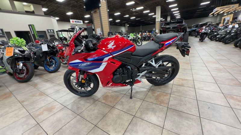 Used 2025 Honda CBR500R Image 6