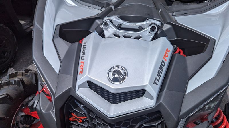 2025 Can-Am MAVERICK MAX XMR 72 TURBO RR HYPER SILVER AND LEGION REDImage 10