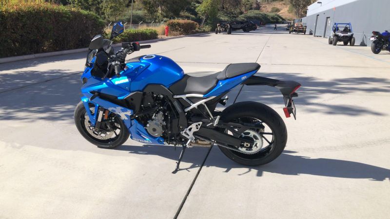 New 2026 Suzuki GSX-8R Image 6