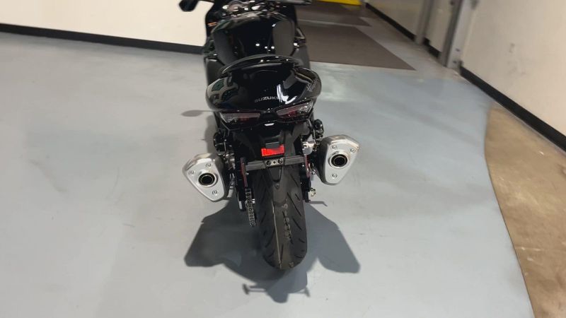 2025 Suzuki Hayabusa Image 7