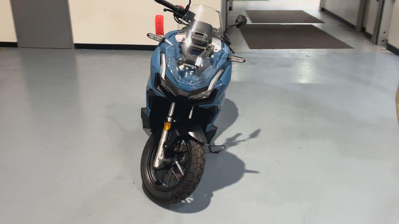 New 2025 Honda ADV160 Image 3
