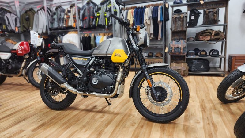 2023 Royal Enfield SCRAM 411  in a GRAPHITE YELLOW exterior color. Royal Enfield Motorcycles of Miami (786) 845-0052 remotorcyclesofmiami.com 