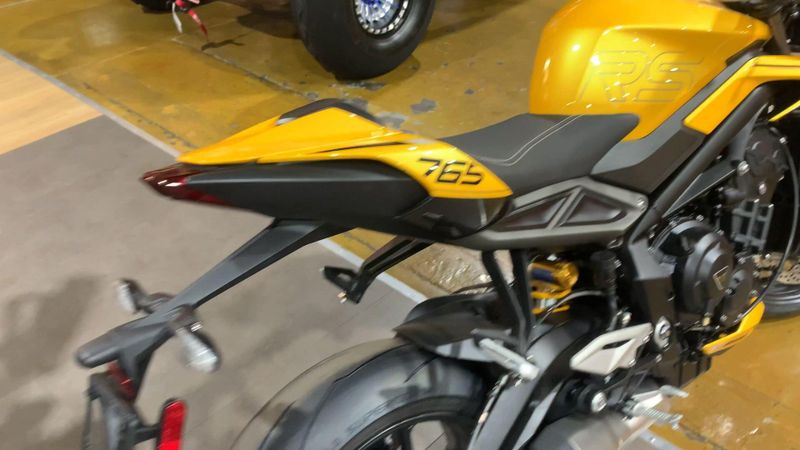 New 2025 Triumph STREET TRIPLE 765 RS Image 3