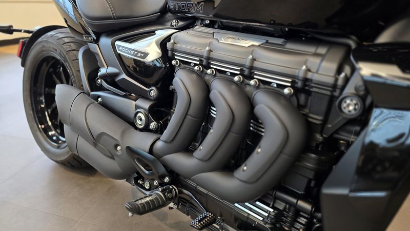 New 2025 Triumph ROCKET 3 STORM R 