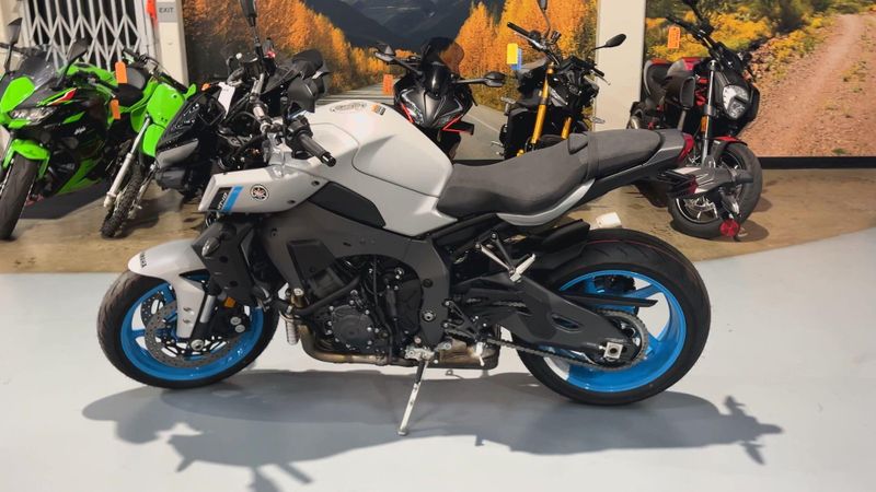 New 2025 Yamaha MT-10 Image 5