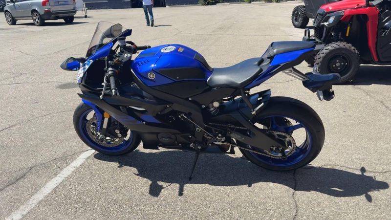 Used 2019 Yamaha YZF-R6 Image 5