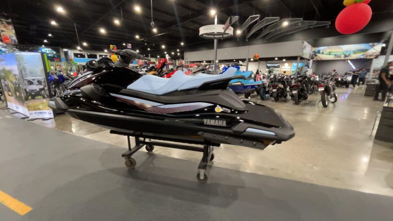 2025 Yamaha VX CRUISER W&sol;AUDIO  in a BLACK/ICE BLUE exterior color. Del Amo Motorsports of Redondo Beach (424) 390-7811 delamomotorsports.com 
