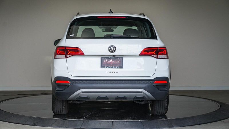 2024 Volkswagen Taos 1.5T SImage 3