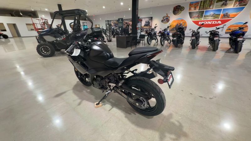 New 2026 Kawasaki NINJA 500 ABS Image 9