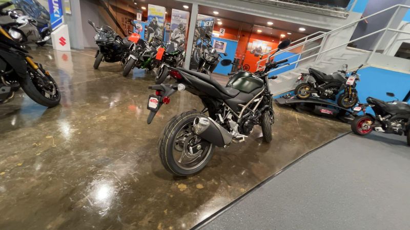 2025 Suzuki SV650 ABS  in a GREEN/BLACK exterior color. Del Amo Motorsports of Redondo Beach (424) 390-7811 delamomotorsports.com 