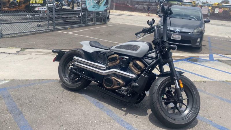 Used 2024 Harley-Davidson Sportster Image 2