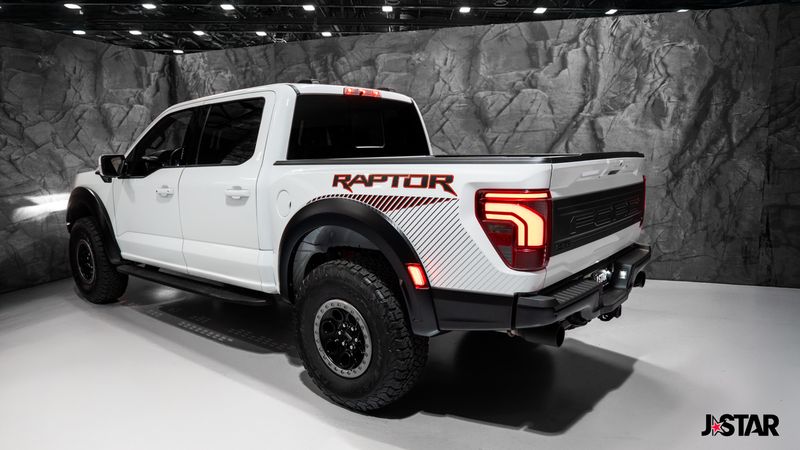 2024 Ford F-150 Raptor photo 22