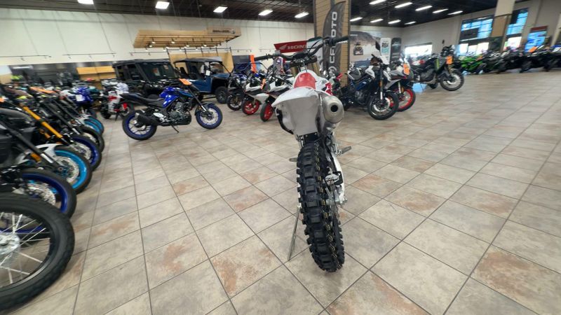 New 2026 Yamaha YZ450F 70TH ANNIVERSARY EDITION Image 8