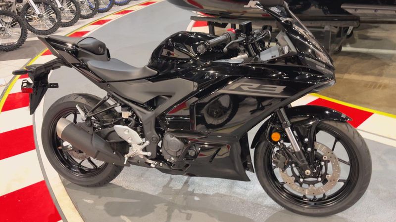 New 2026 Yamaha YZF-R3 ABS CA Image 5