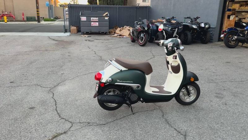 New 2024 Honda Metropolitan Image 9