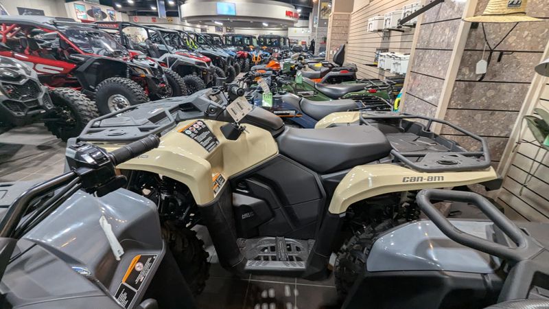 2025 Can-Am OUTLANDER PRO HD7 HUNTING EDITION DESERT TANImage 6