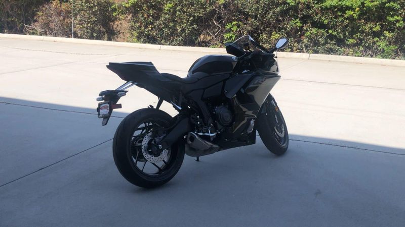 New 2026 Yamaha YZF-R7 Image 2