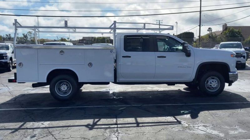 2024 Chevrolet Silverado 3500HD CC Work Truck in a Summit White exterior color and Jet Blackinterior. BEACH BLVD OF CARS beachblvdofcars.com 