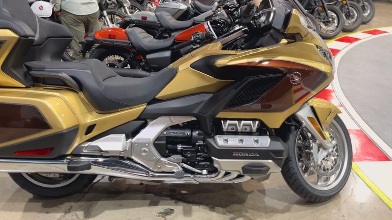 New 2025 Honda GOLDWING TOUR DCT Image 5
