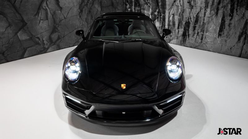 2024 Porsche 911 Targa 4 GTS photo 15
