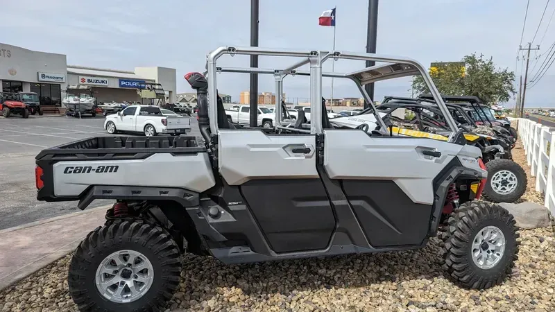 2024 Can-Am DEFENDER MAX X MR WITH HALF DOORS HD10 HYPER SILVER AND LEGION REDImage 1