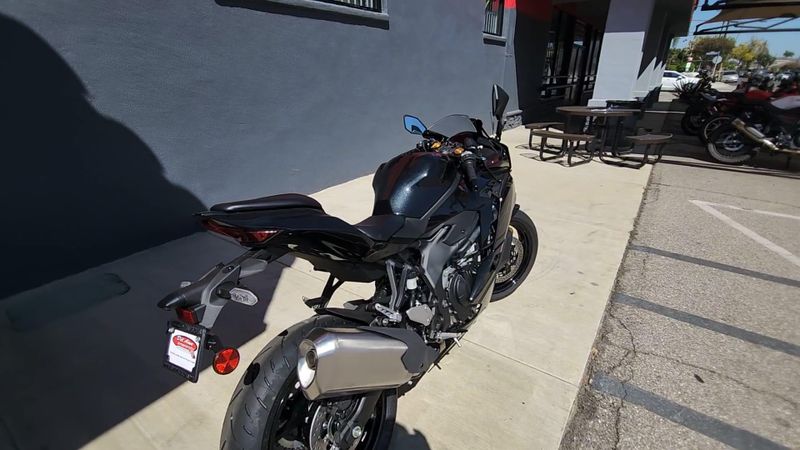 New 2025 Kawasaki NINJA ZX-4R ABS Image 3