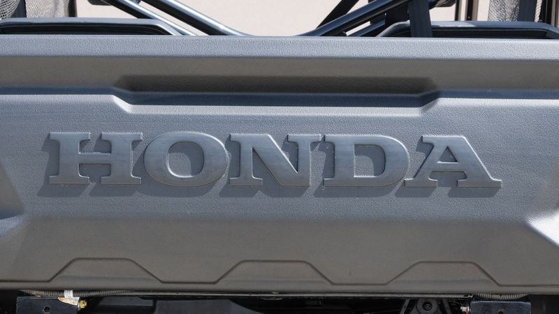 2023 Honda PIONEER 10006 DELUXE CREWImage 18