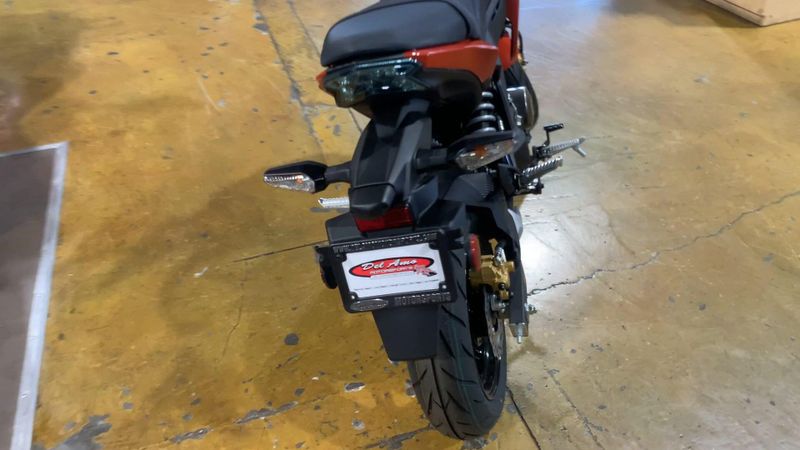 2025 Kawasaki Z125 PRO Image 7