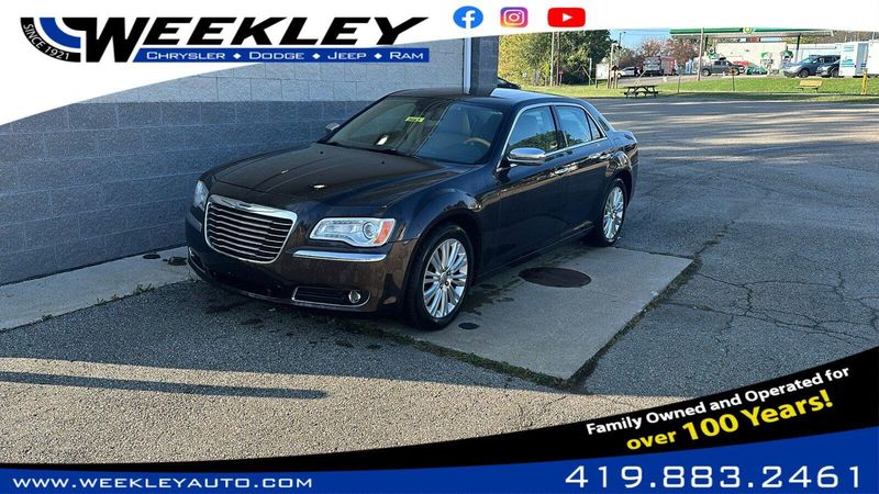 2012 Chrysler 300C 300CImage 1