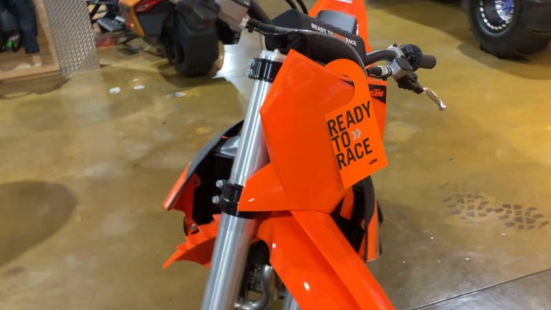 New 2025 KTM 450 SX-F Image 9