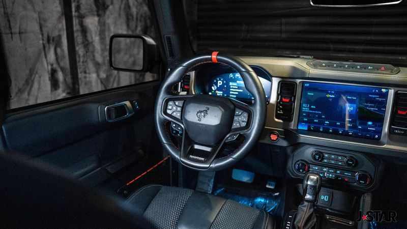 2023 Ford Bronco Raptor photo 5
