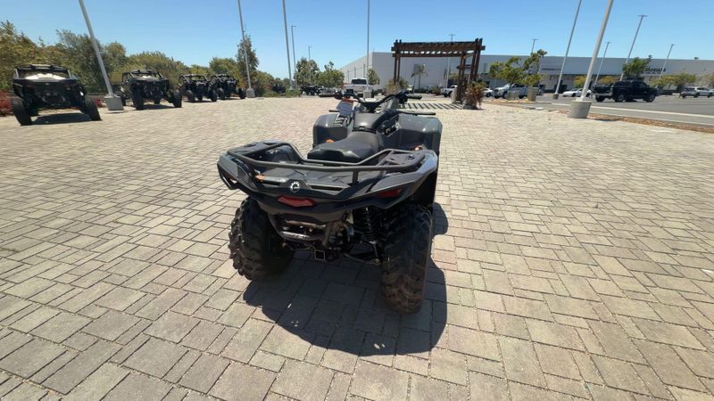 New 2026 Can-Am OUTLANDER 500 Image 8