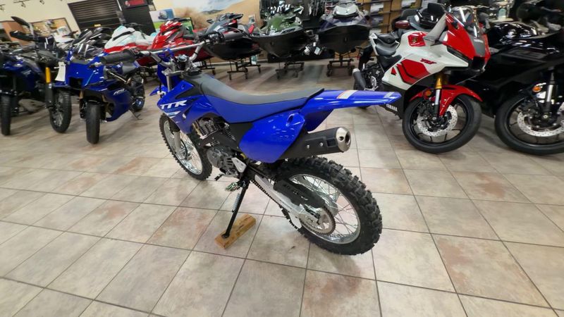 New 2025 Yamaha TT-R125LE Image 7
