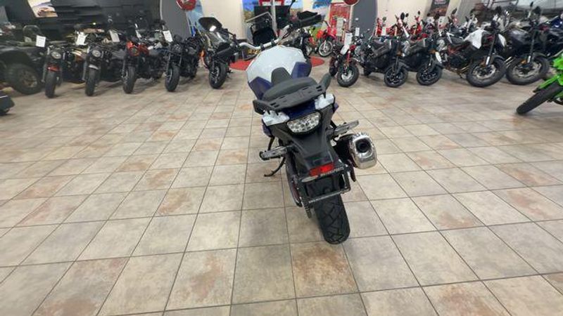 New 2024 Suzuki V-STROM 800DE Image 3