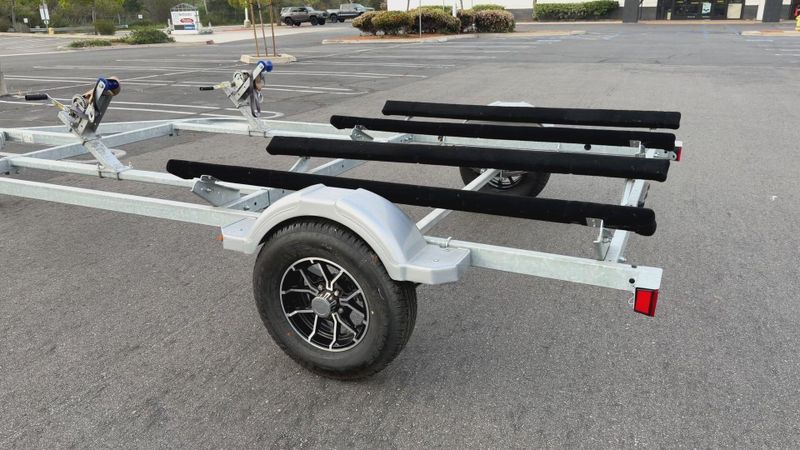 New 2023 Sea Doo MOVE II GAL Image 7