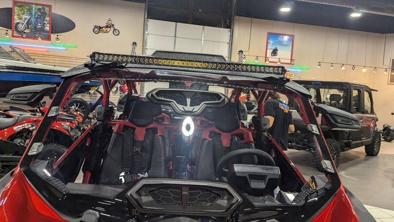 2025 Can-Am MAVERICK MAX XRS 72 TURBO RR FIERY RED AND HYPER SILVERImage 22