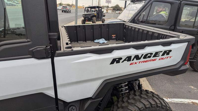 2025 Polaris RANGER CREW XD 1500 NORTHSTAR EDITION ULTIMATE GHOST WHITE METALLIC SMOKEImage 10