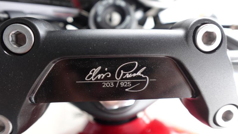 New 2025 Triumph BONNEVILLE T120 ELVIS 
