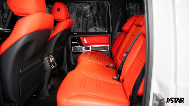 2025 Mercedes Benz G 550 photo 13