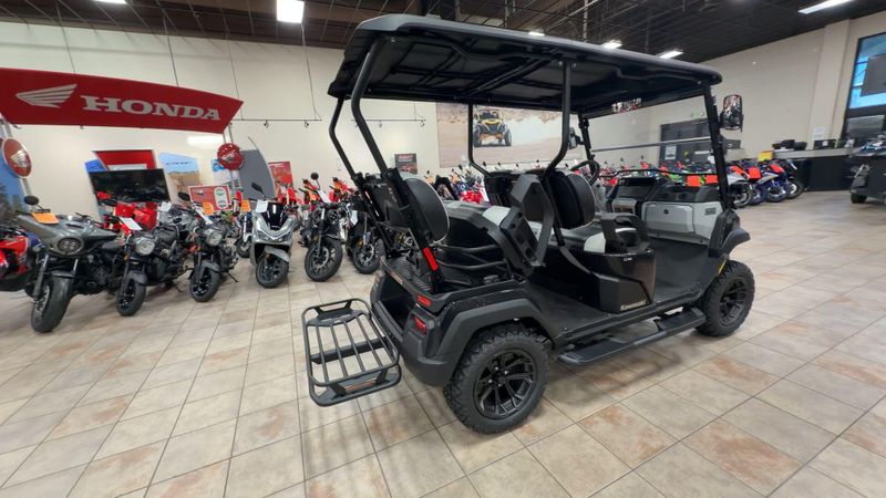 New 2025 Kawasaki NAV 4E LE Image 9