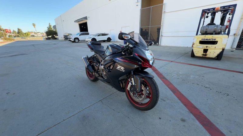 Used 2026 Suzuki GSX-R600 CA Image 3