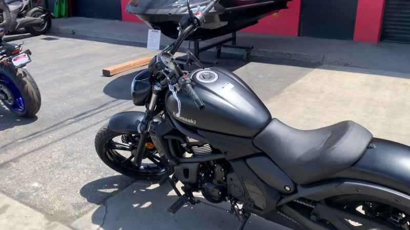 New 2025 Kawasaki VULCAN S Image 2