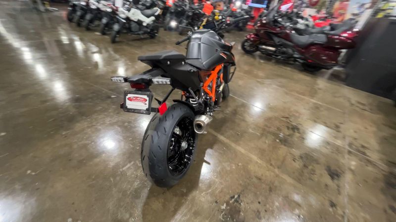 New 2026 KTM 1390 SUPER DUKE R EVO Image 7