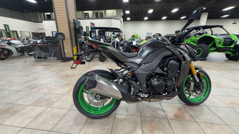 New 2026 Kawasaki Z1100 SE ABS Image 9