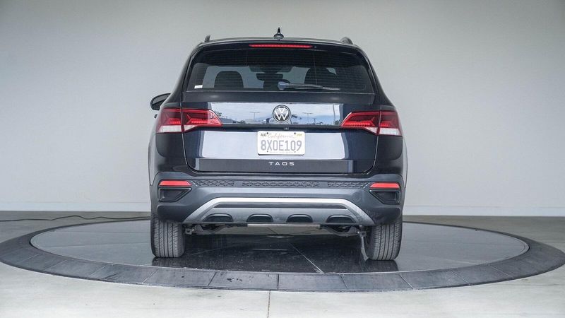 2022 Volkswagen Taos 1.5T SImage 3