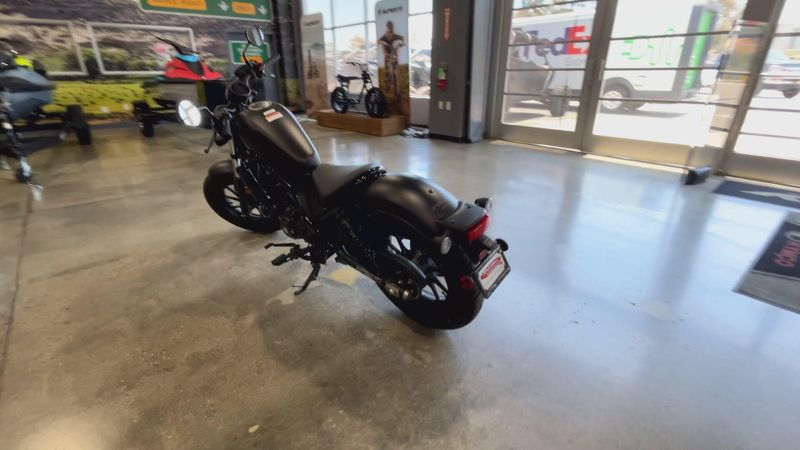 2022 Honda REBEL 300 Image 6