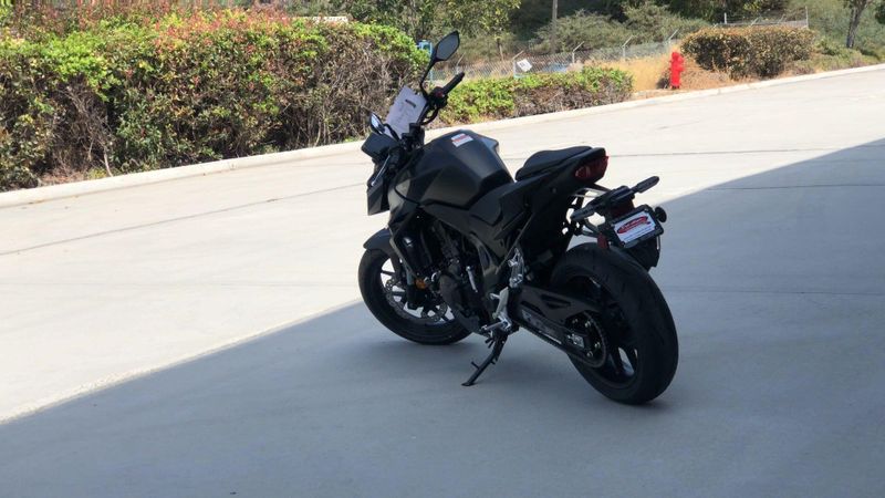 New 2026 Honda CB750 HORNET E-CLUTCH Image 9