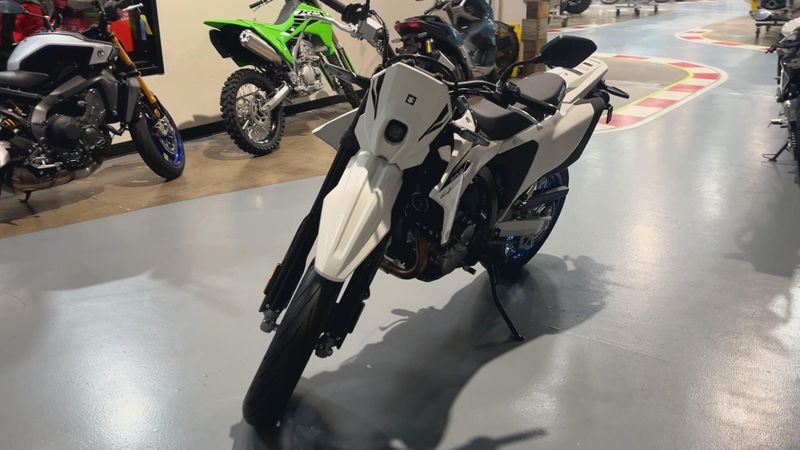 New 2025 Suzuki DR-Z4SM Image 4