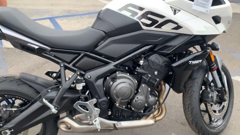New 2025 Triumph TIGER SPORT 660 Image 3